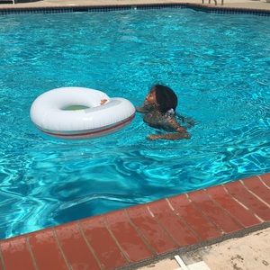 Meet your Posher, Malia